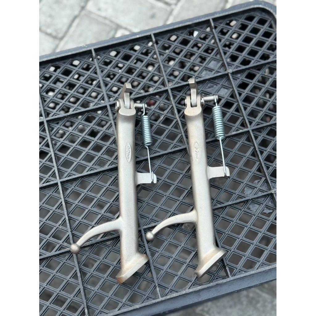 JAGANG SAMPING TRIUMPH HANDMADE XILAM BERKODE HM