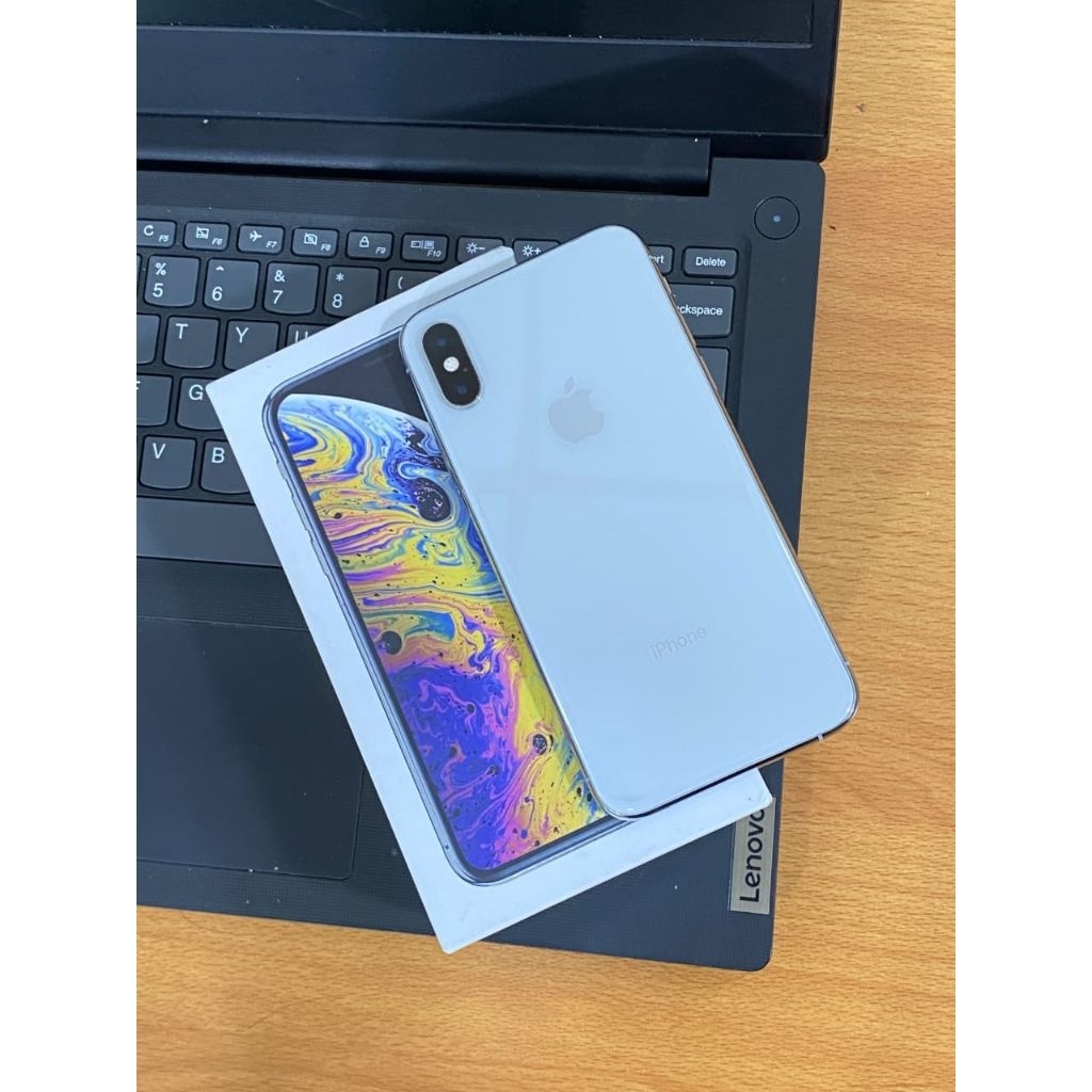 Iphone xs 64gb white all operator second bekas