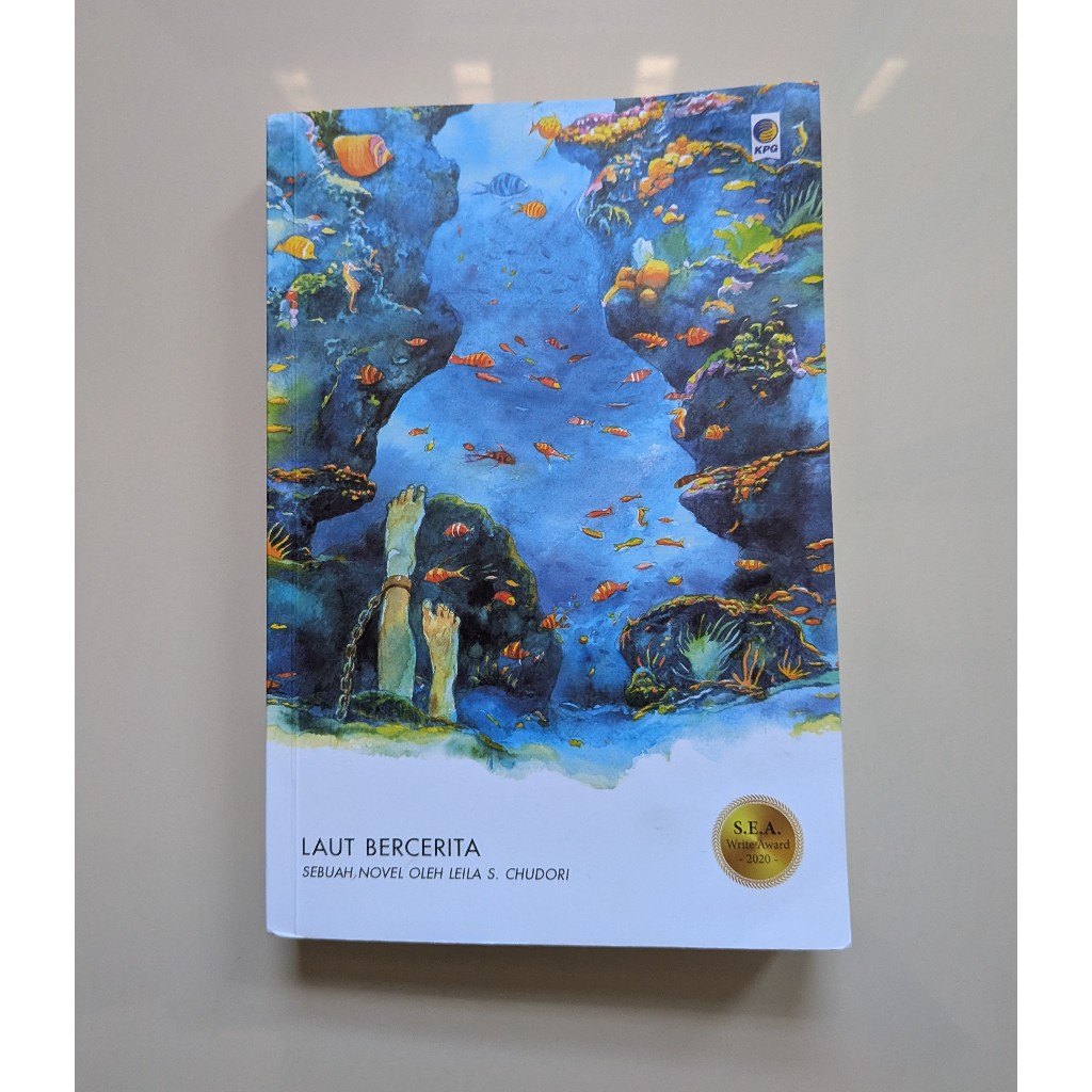 Novel Laut Bercerita - Preloved / Bekas