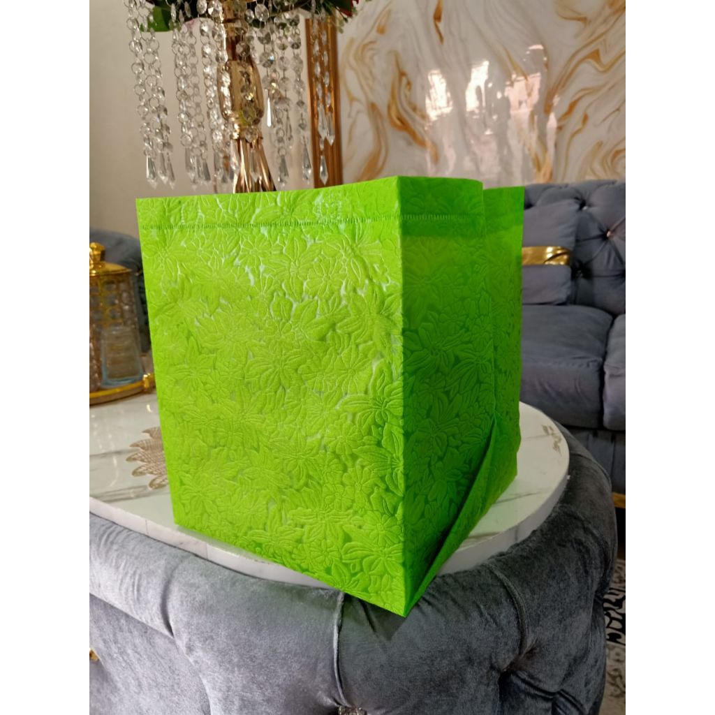 

12 pcs mewah pres full embos ukuran 22