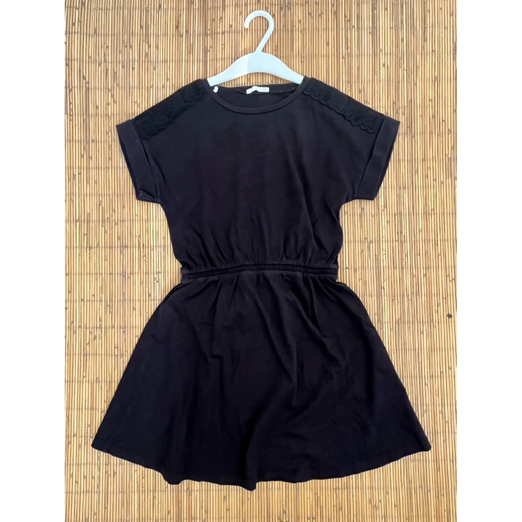 PL DRESS HITAM GU/UNIQLO