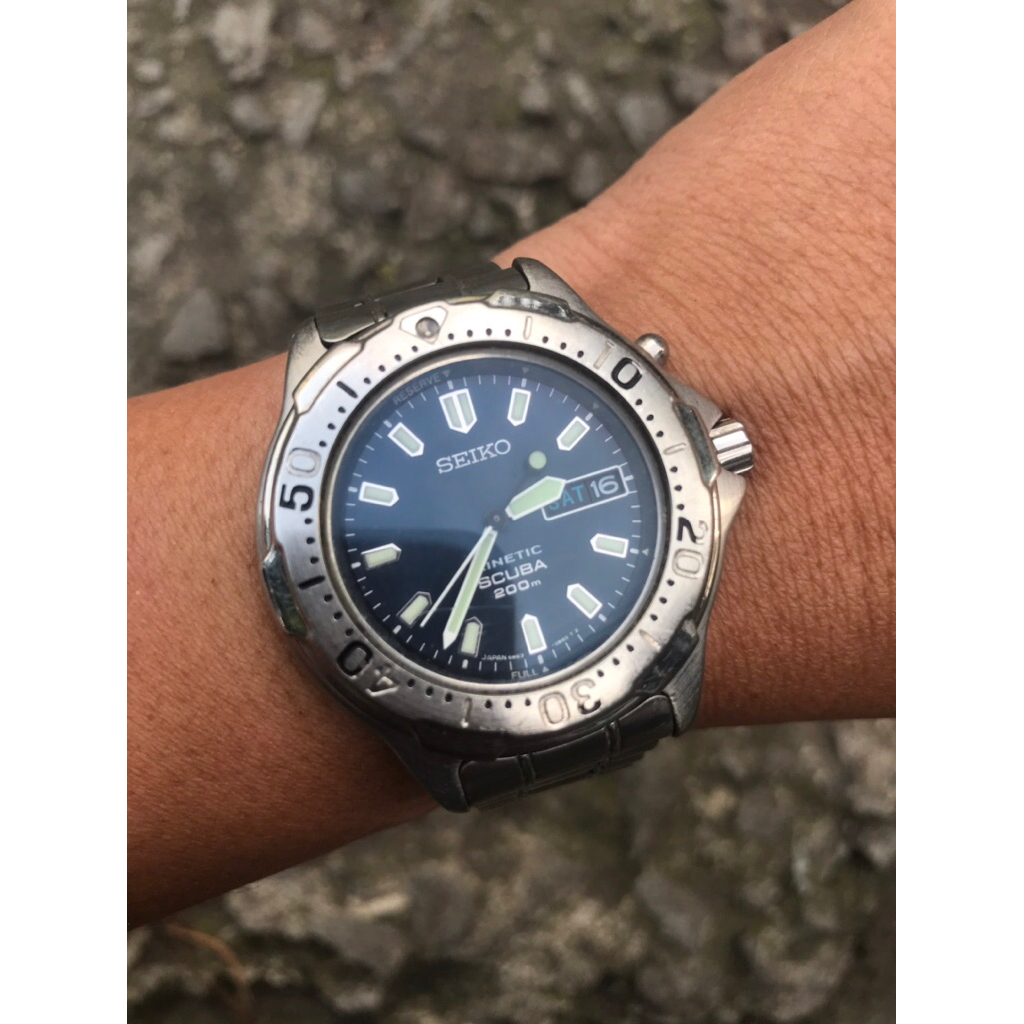 jam seiko kinetic second