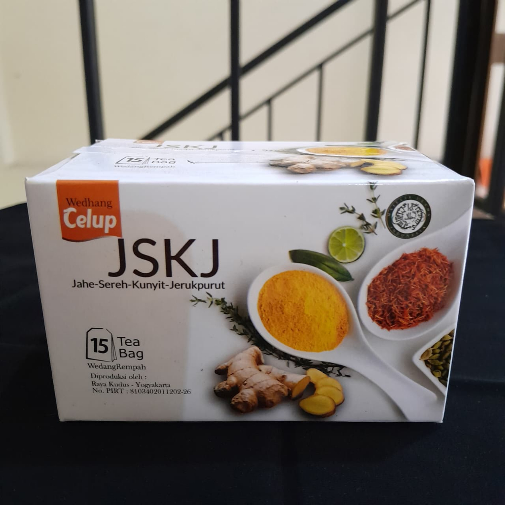 

Wedhang Celup JSKJ (Jahe-Sereh-Kunyit-Jerukpurut)