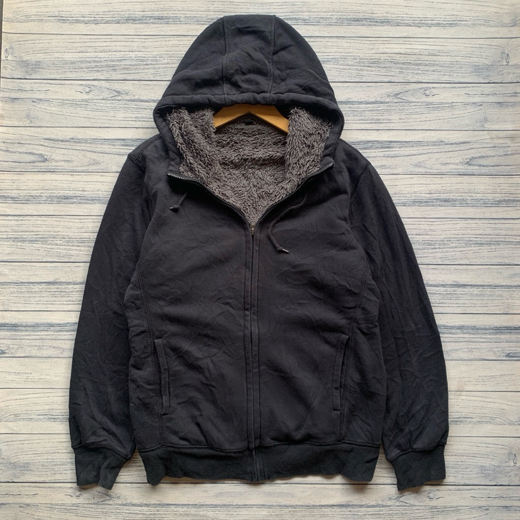 zip hoodie uniqlo sherpa hitam