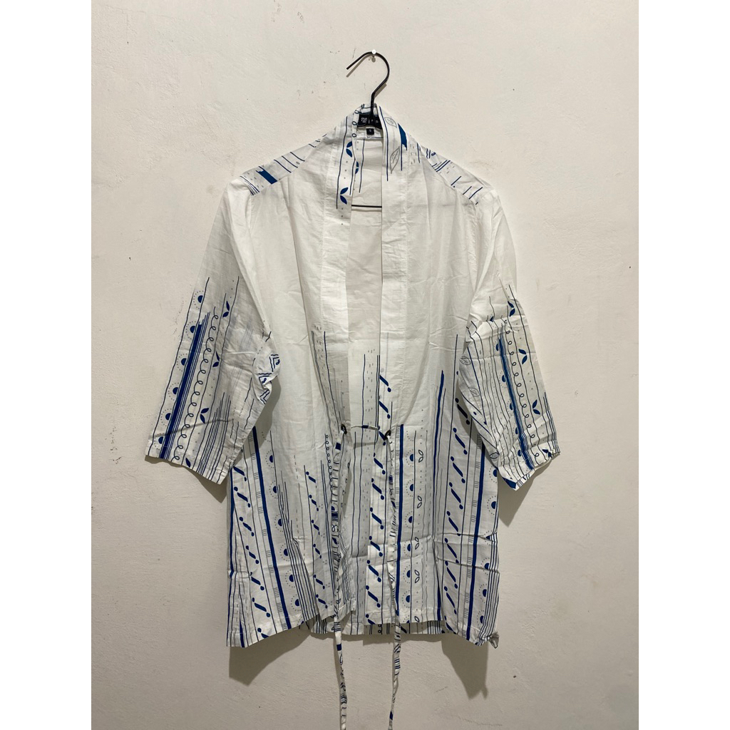 BATIK OUTER 72 BATIK