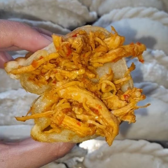 

CIRENG ISI AYAM SUWIR PEDAS DAN KEJU LUMER ISI 10 KEMASAN VACUM