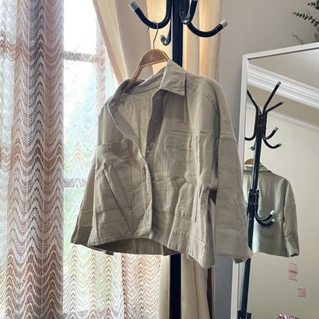 linen shirt (sage green)