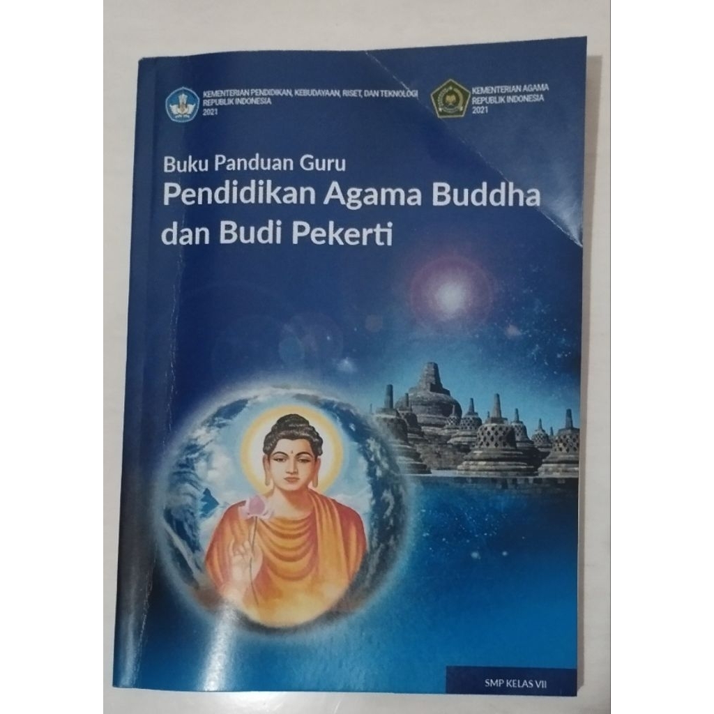 Buku cetak Panduan Guru Agama Buddha kelas 7(SMP 1) Kurikulum Merdeka cetakan bekas