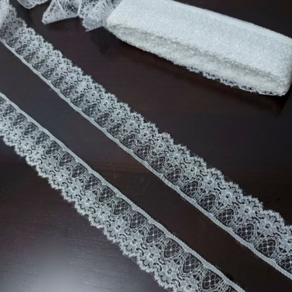 Renda air putih lebar 4cm meteran
