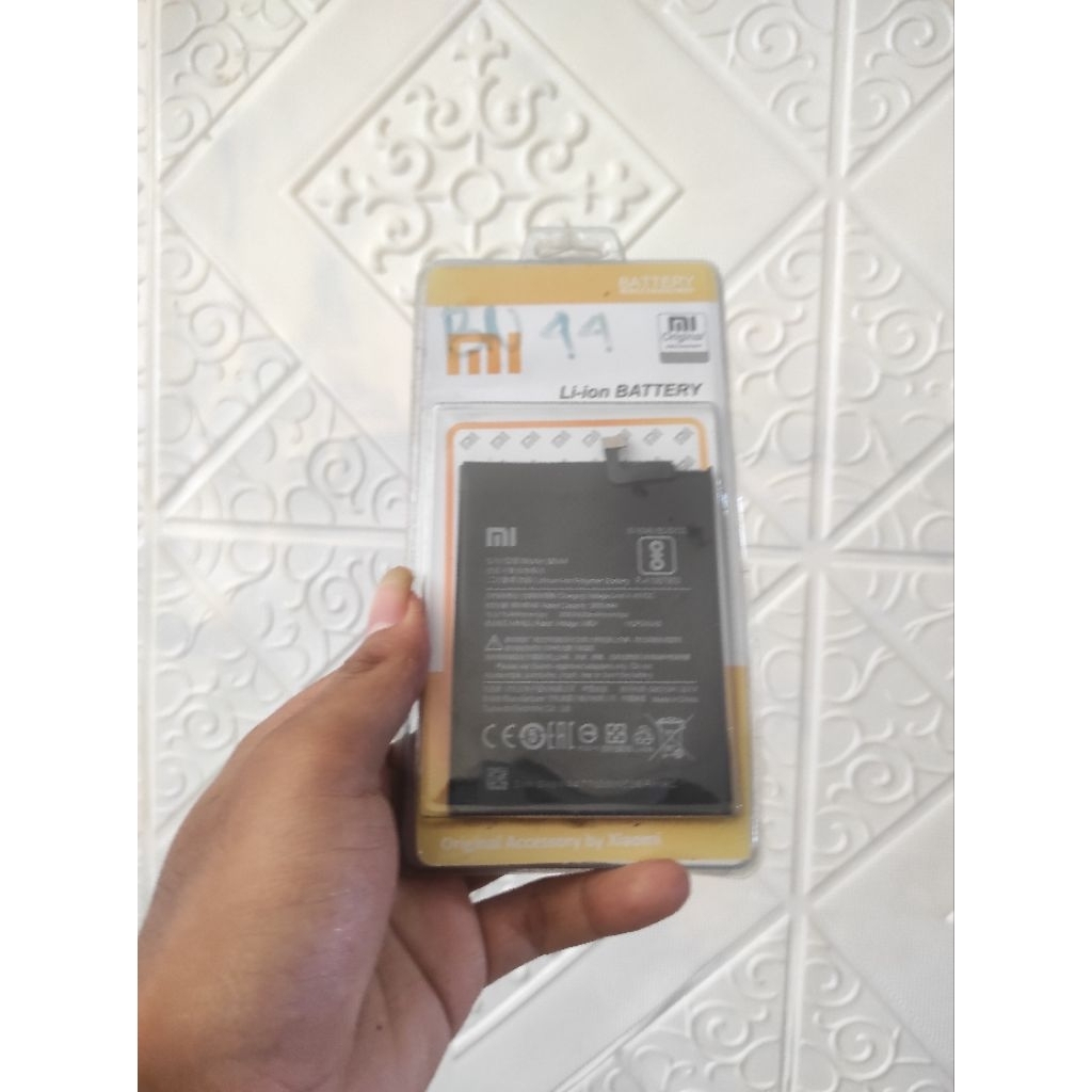 Baterai Redmi 5 Plus