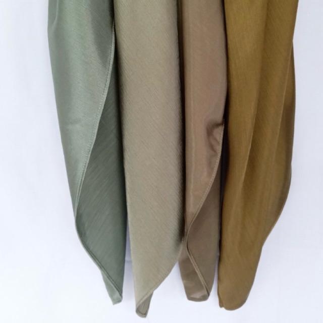 Lafana Hijab Pasmina Silk by Ennea Jilbab Pasmina Premium Syari 175x75