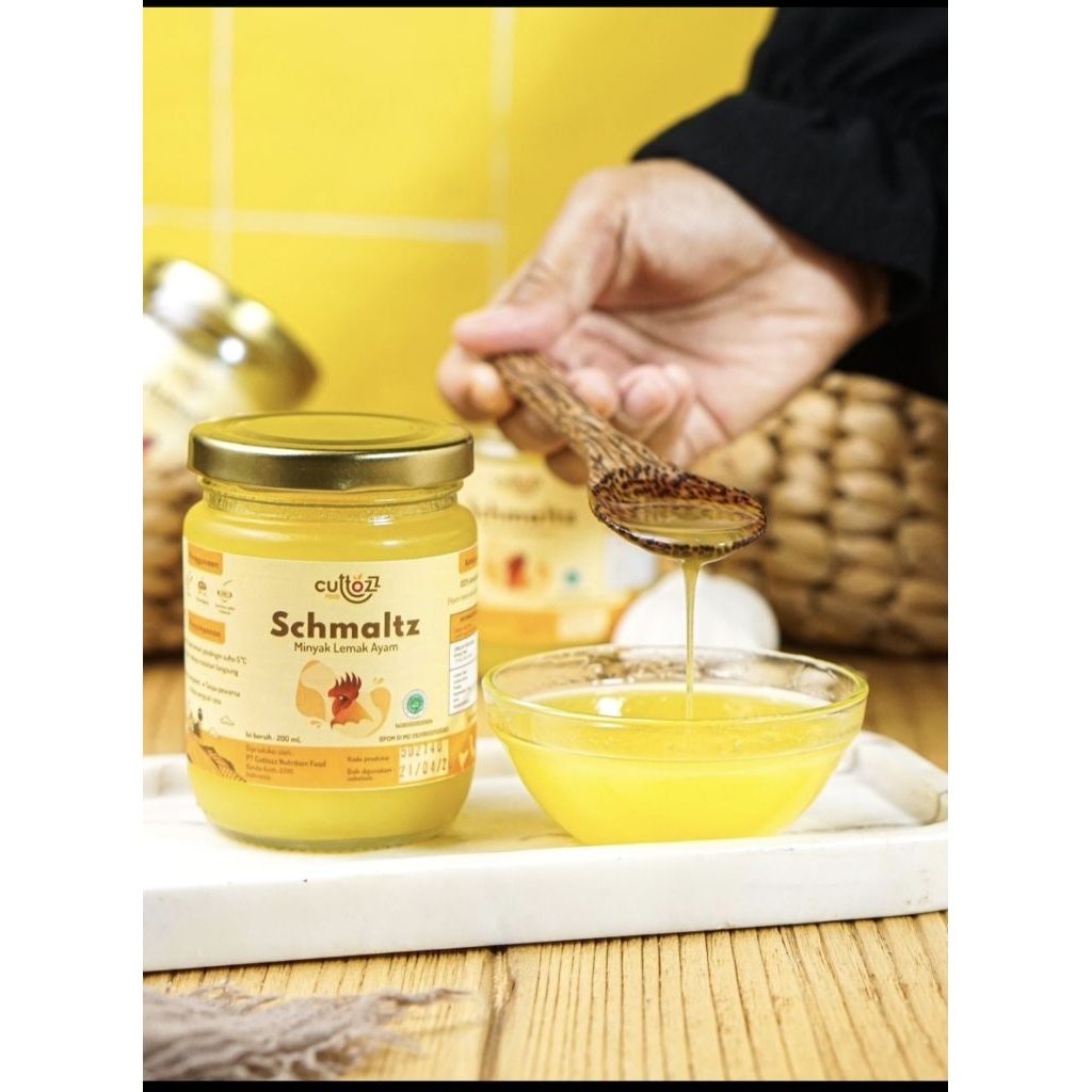 

Minyak Ayam Schmaltz cuttozz food lokal aceh | minyak mpasi | minyak dari kulit ayam