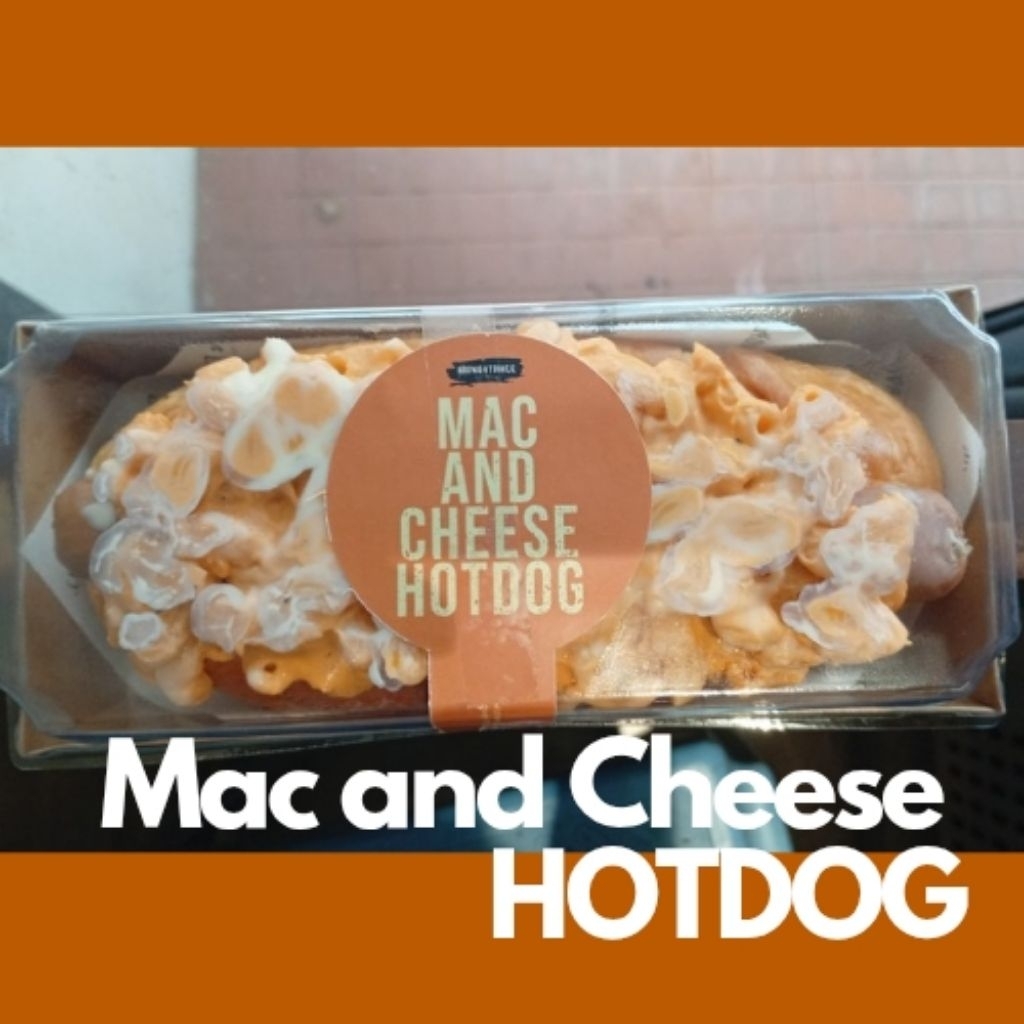 

Mac and Cheese Hotdog
