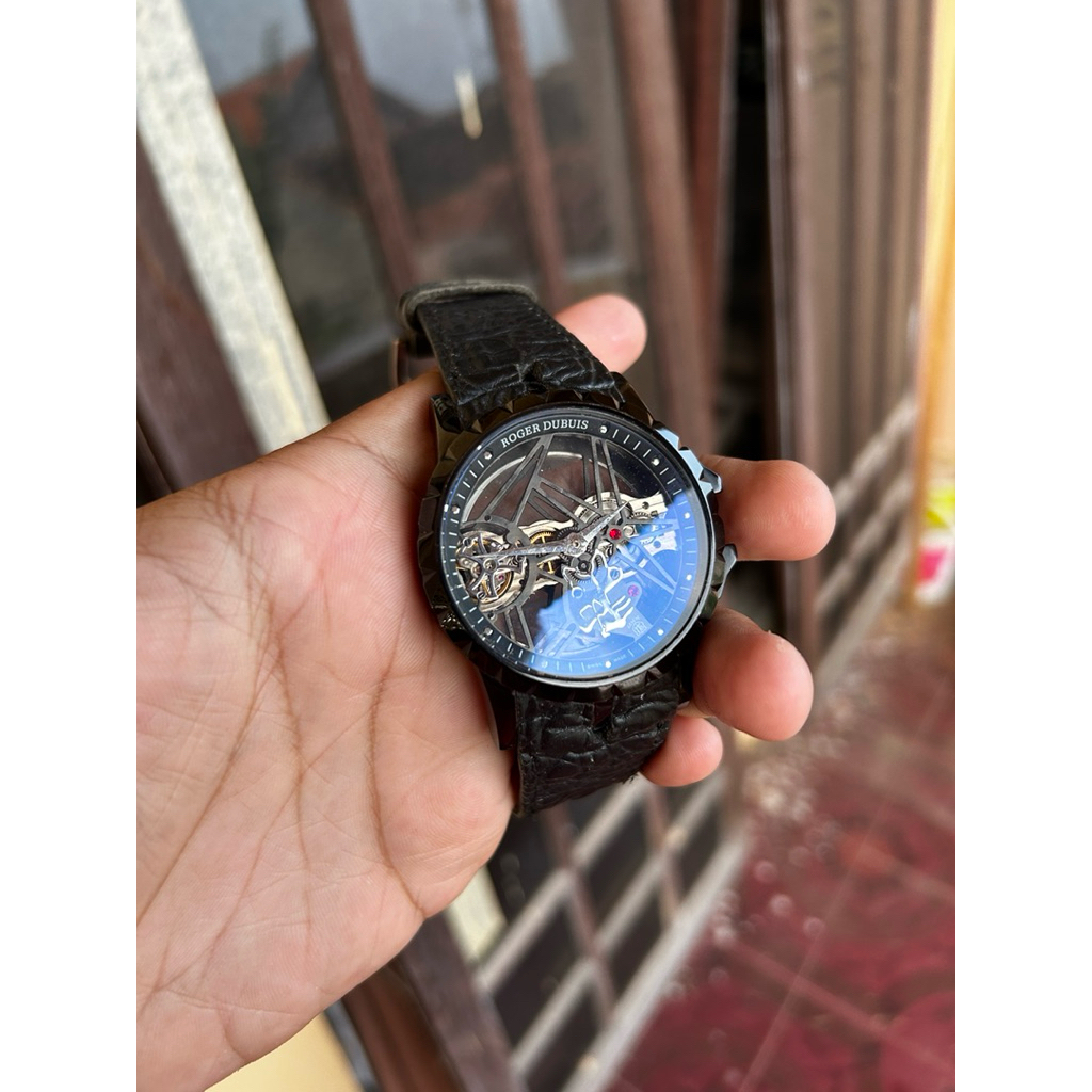 jam tangan automatic skeleton roger dubuis