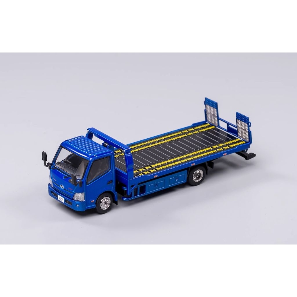 GCD Hino 300 wrecker truck