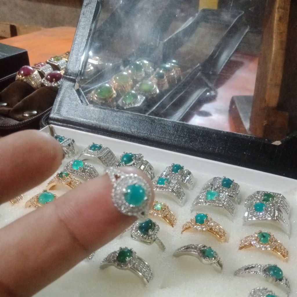 Cincin Wanita Bahan Natural Bacan, Ring Ikatan Shuping dan Allpaka