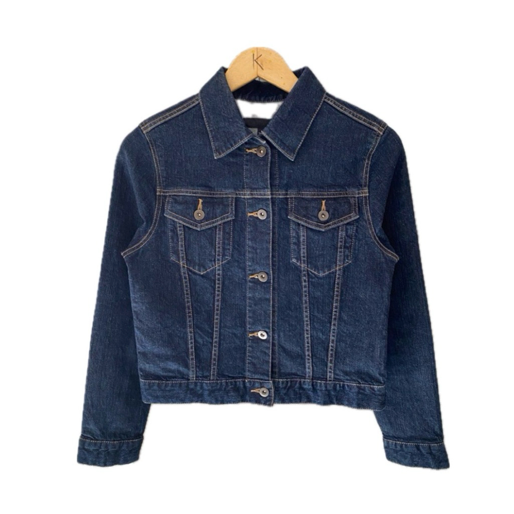 Uniqlo Trucker Denim Jacket (Like New)