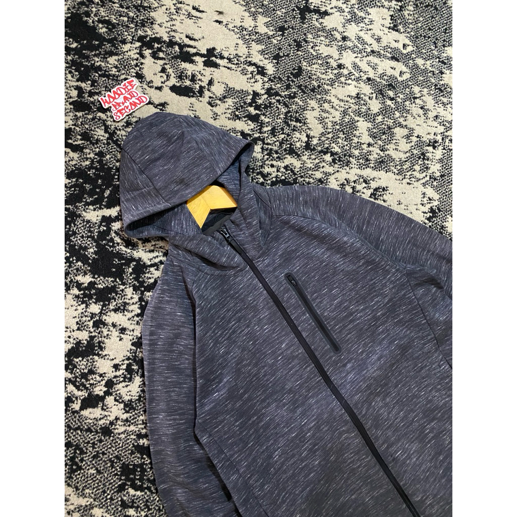 HOODIE UNIQLO TECH ORIGINAL