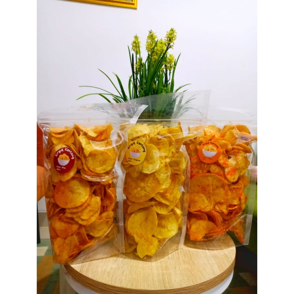 

Keripik Kentang 250 gr Rasa Original , Keju , BBQ , Balado , Jagung Bakar , Sapi Panggang