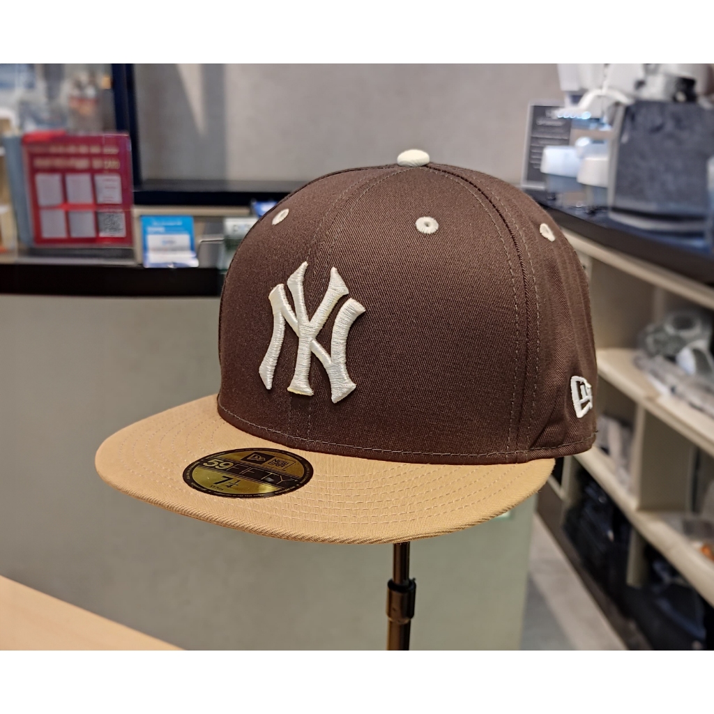 Topi New Era 59Fifty New York Yankees Pack Iced Latte New York Yankees Fitted Cap 100% Original