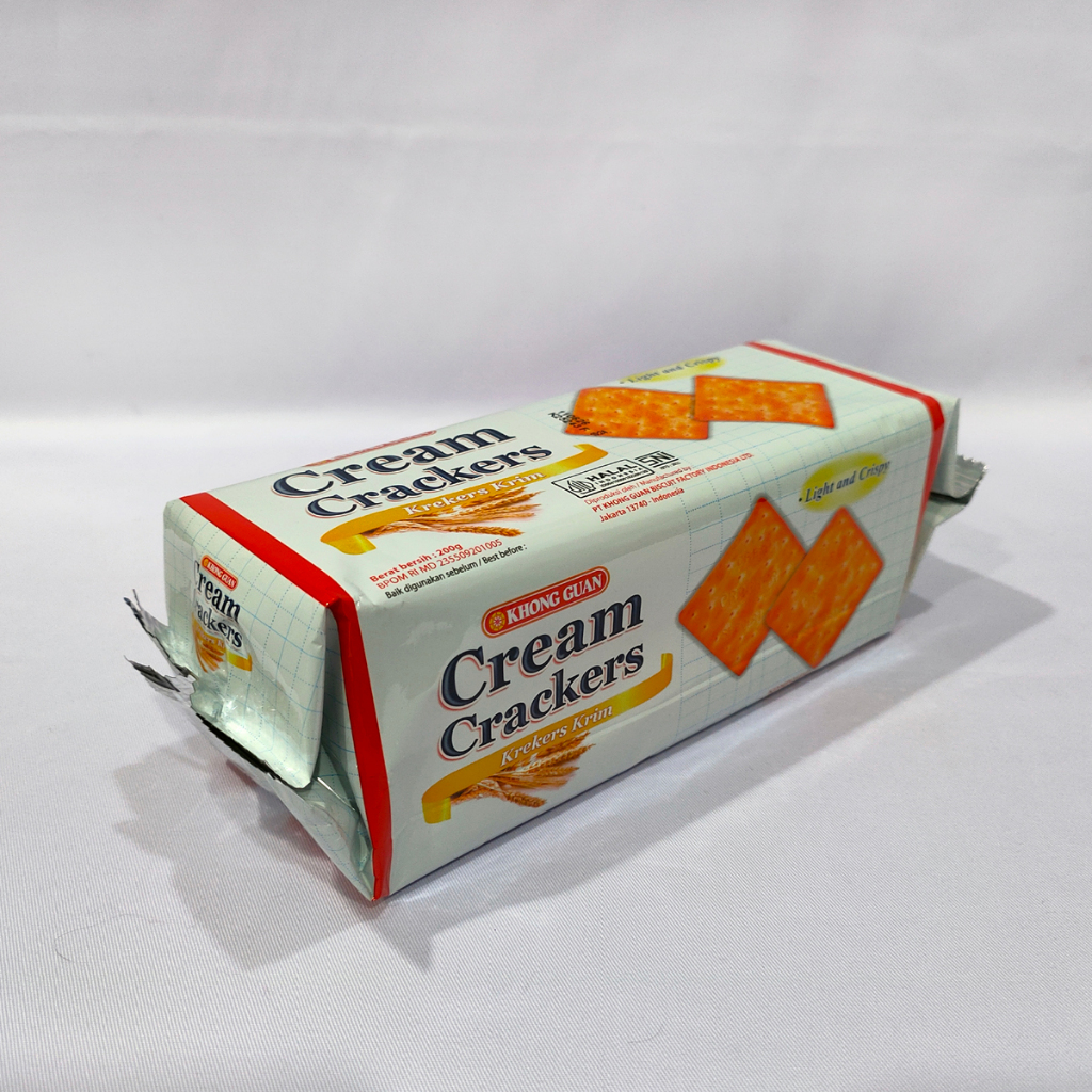 

Khong Guan Cream Crackers Light and Crispy 200 gr
