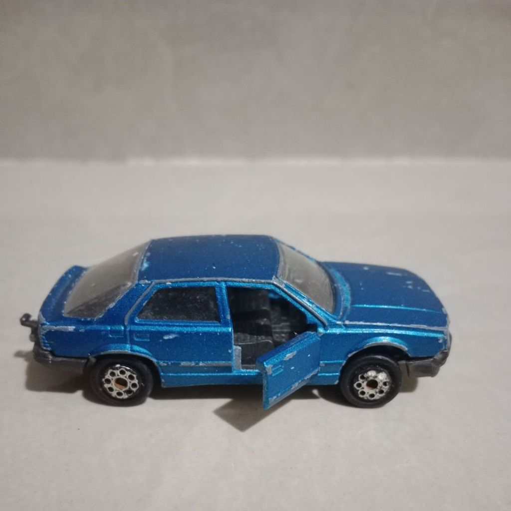 majorette Renault 25