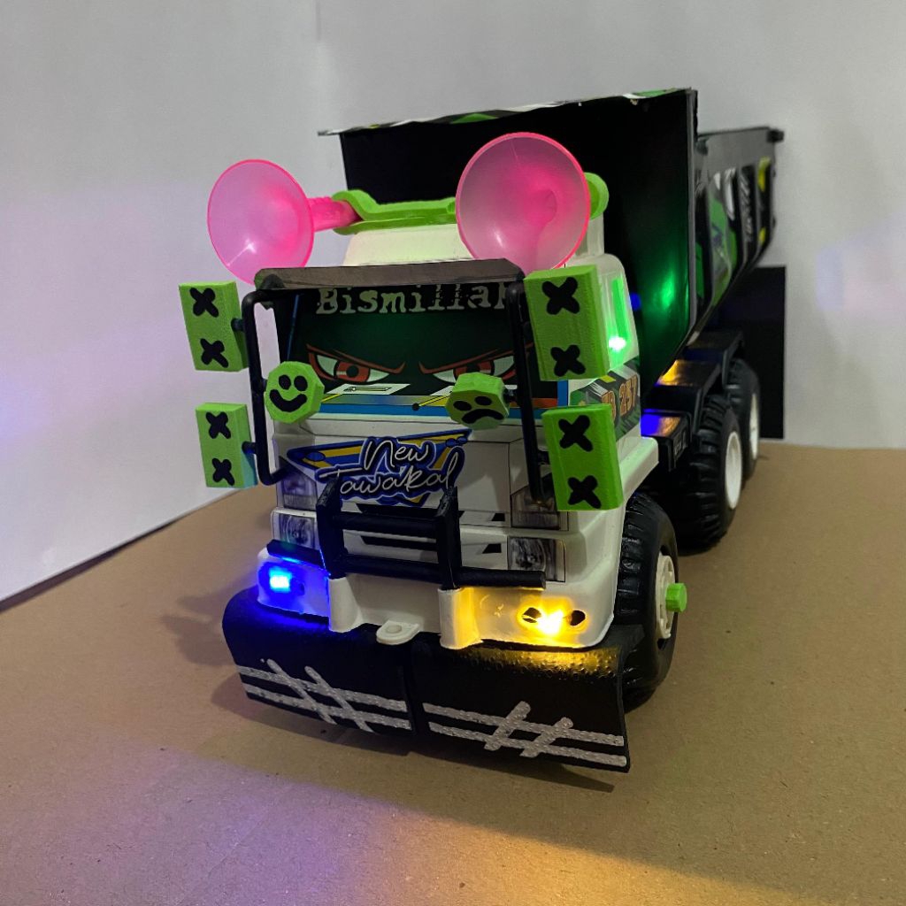 PROMO MURAH Miniatur truk oleng mainan mobil-mobilan Dum truk tronton mainan viral miniatur truk pas