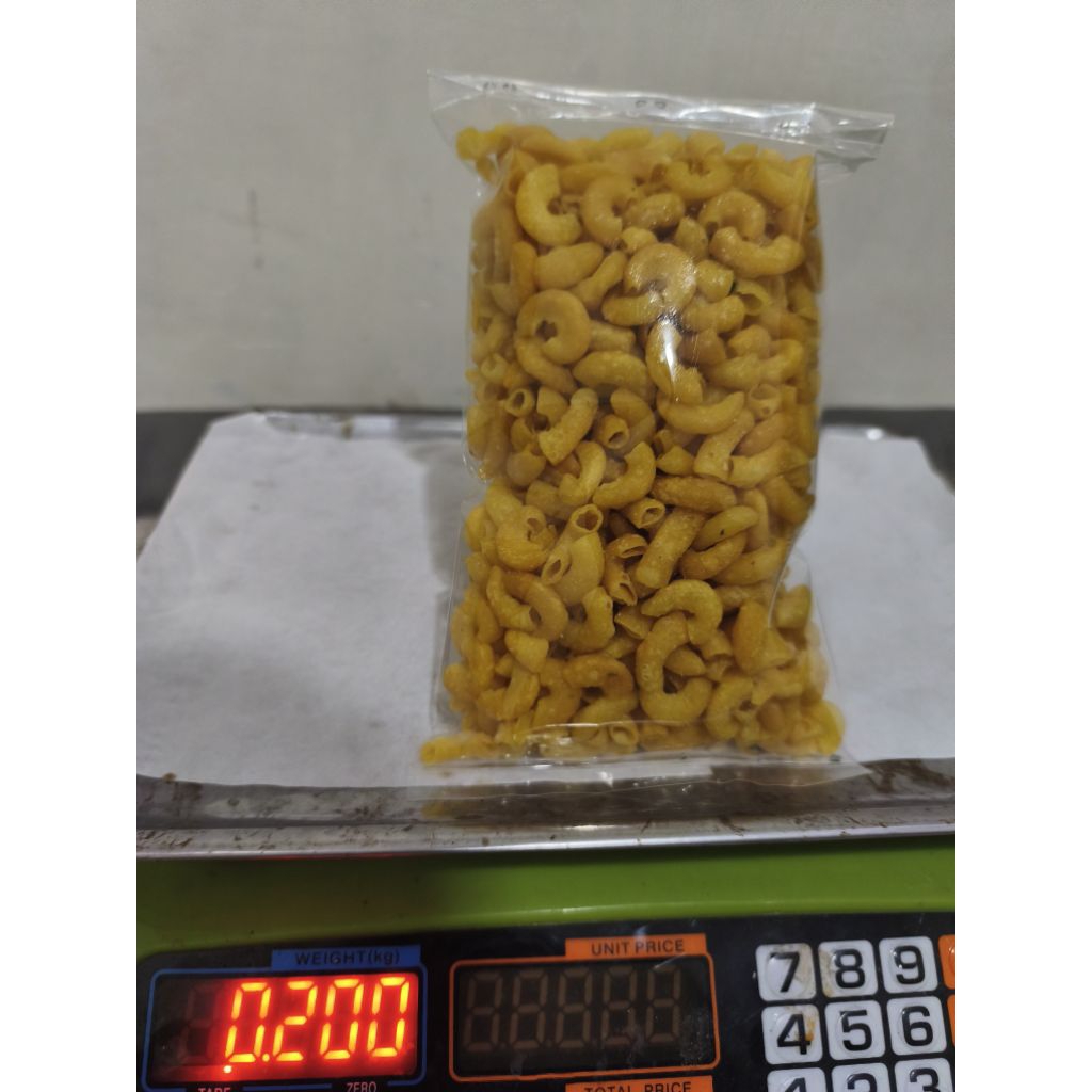 

Makaroni Kering 200 gram Rasa Original by sambil ngemil