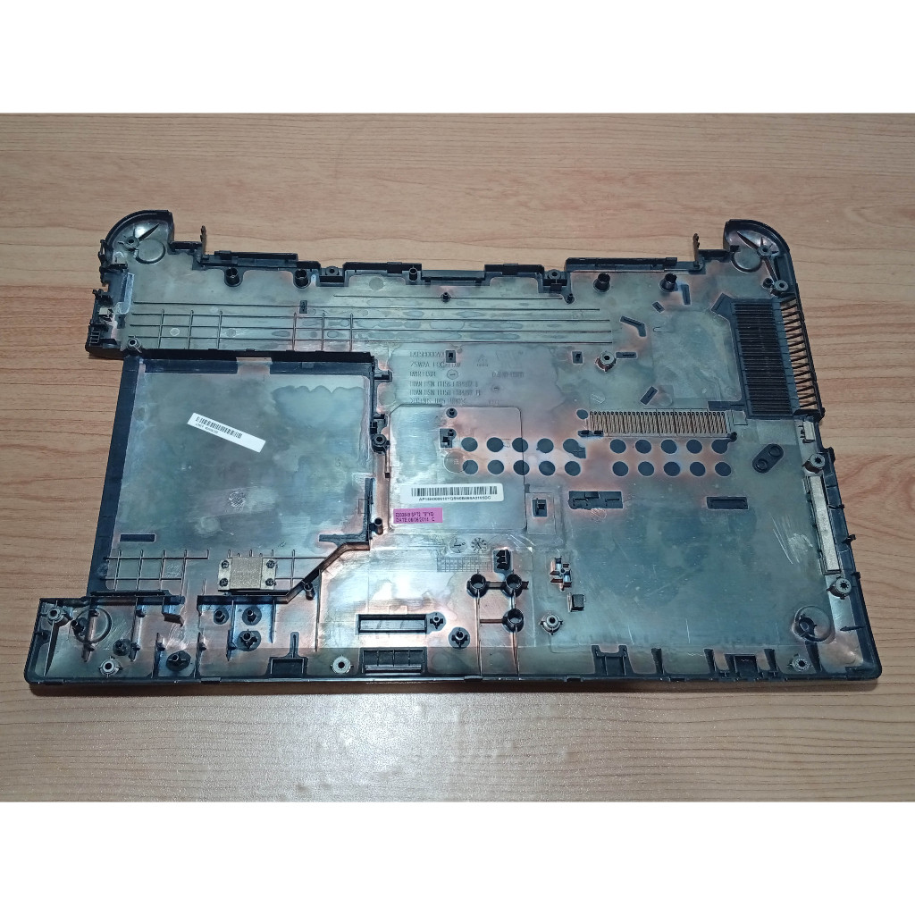 Casing Bawah Laptop Toshiba satellite C55D