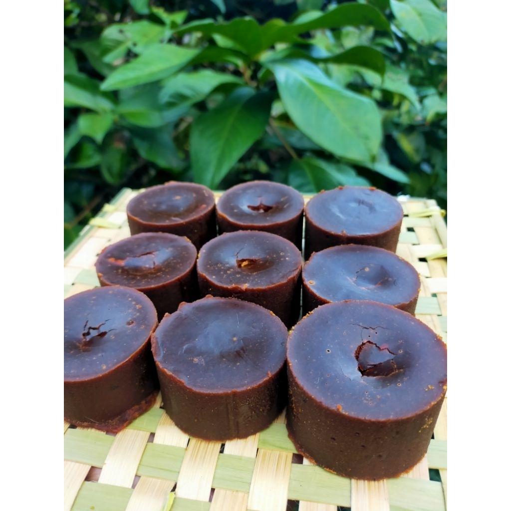 

Gula aren asli original 100% murni tanpa campuran COKELAT GELAP