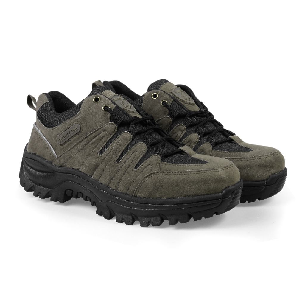 Sepatu Pria Safety Shoes Hiking Outdoor Ujung Besi