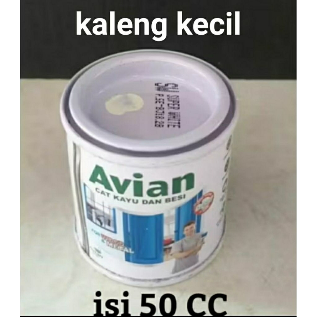 

Cat avian 50cc warna putih