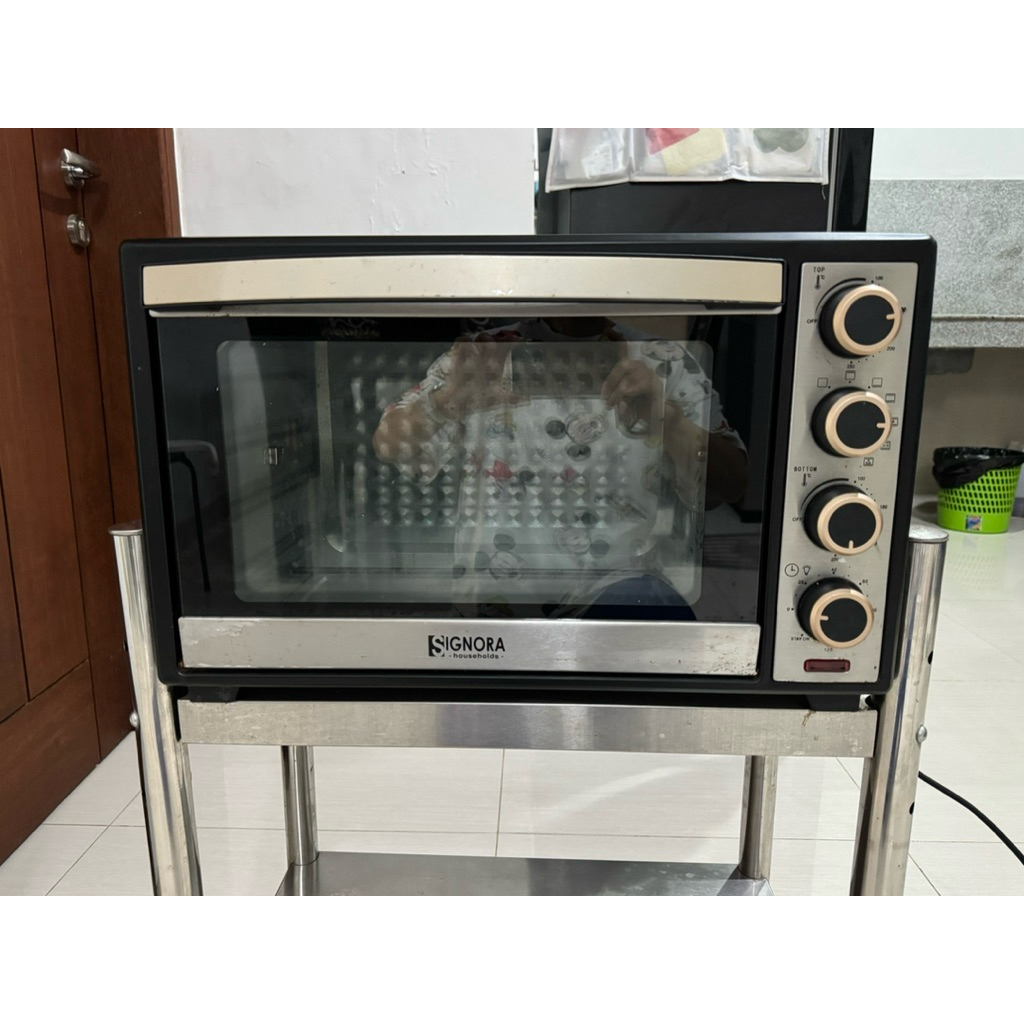 Preloved Signora Oven De Amore