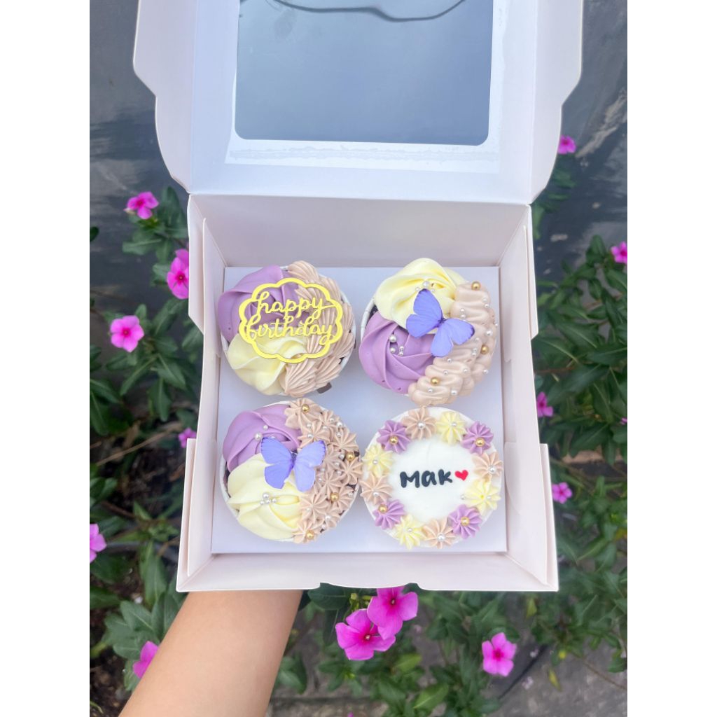 

CUPCAKE MINI ISI 4 & 6