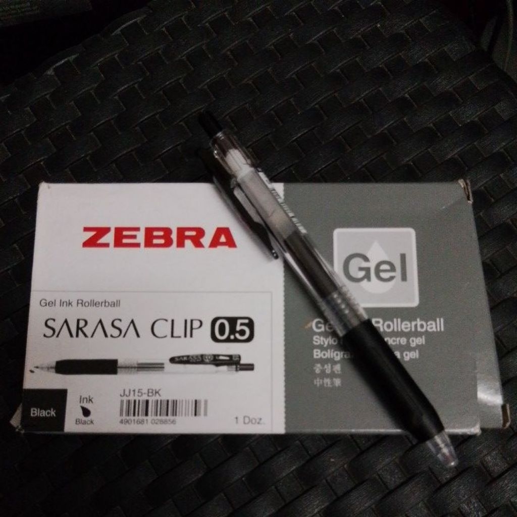 

pulpen gel zebra sarasa clip 0.5mm hitam 1 pack