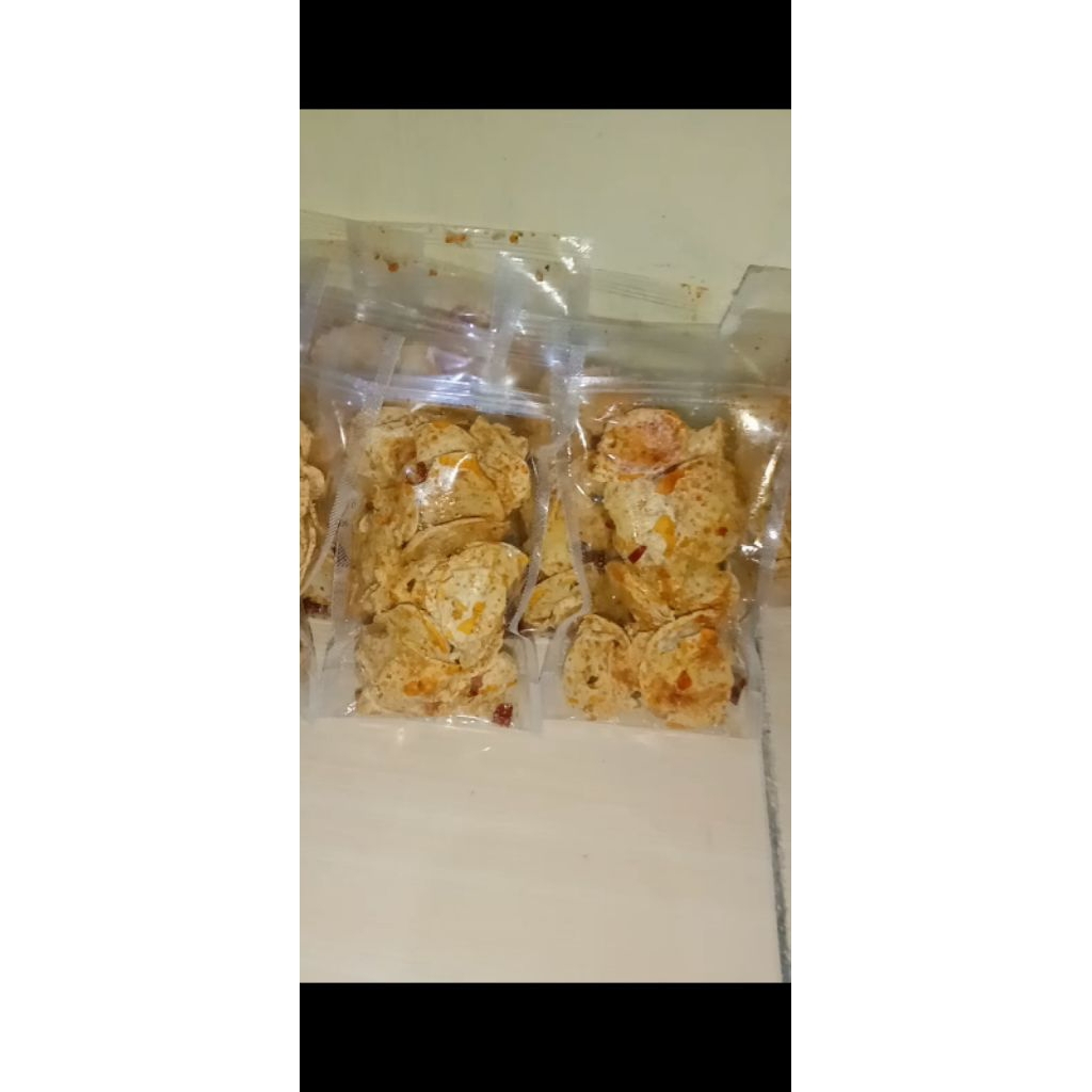 

basreng koin pedas daun jeruk UK 200grm