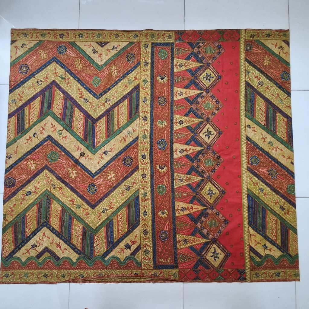 Kain Batik Sarung Tumpal/Kain Tumpal/Kain Batik Tulis Antik/Kain Batik Tulis Lawas/Kain Tumpal Antik