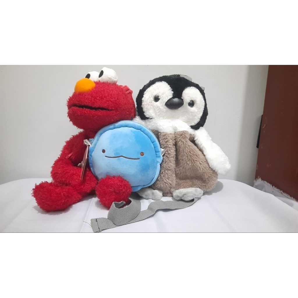 Tas boneka ransel pinguin lembut sumiko sumikko elmo sesame street