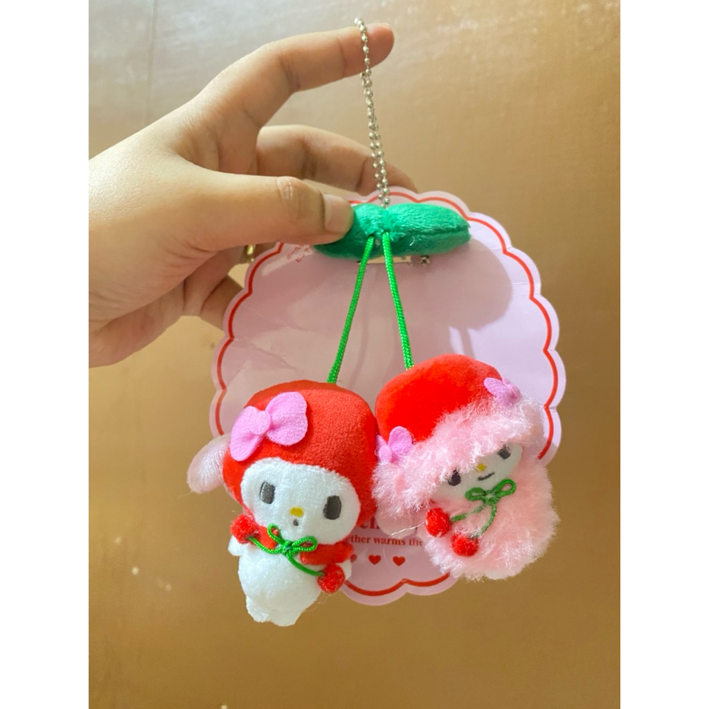 Boneka Gantungan Kunci Karakter My Melody and Sweet Piano Cherry Hood size 7cm Original / Boneka Gan
