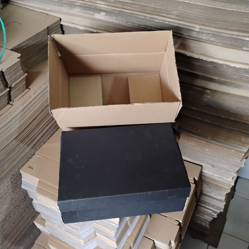 

dus double box untuk ukuran 33x22x12 cm