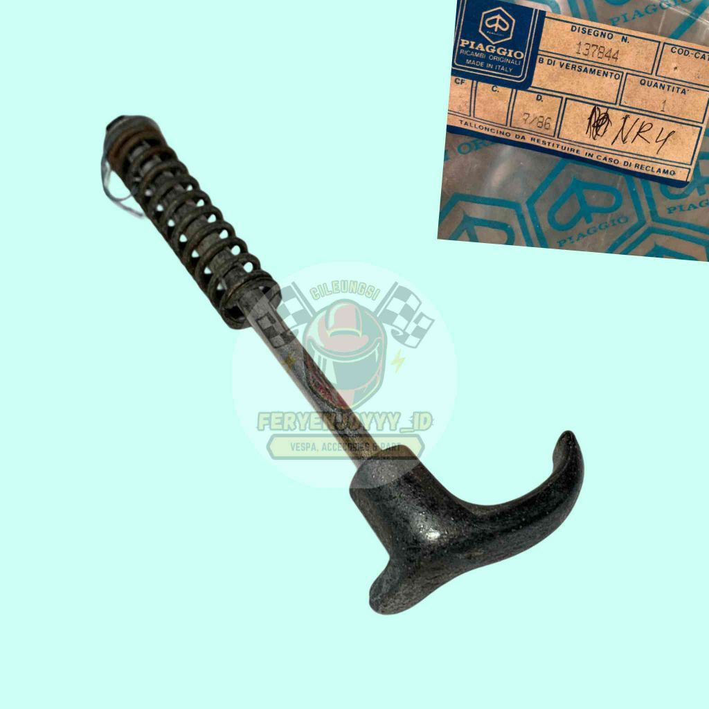 TUAS TARIKAN KUNCIAN KAITAN TEPONG BAWAH KANAN ORIGINAL VESPA SUPER SPRINT VBA VBB VNB VGL PS PX MK 