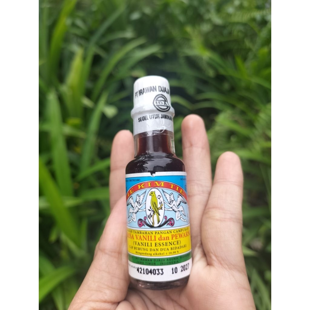 

perisa vanili essence dan pewarna 12ml Esen botol kaca HALAL