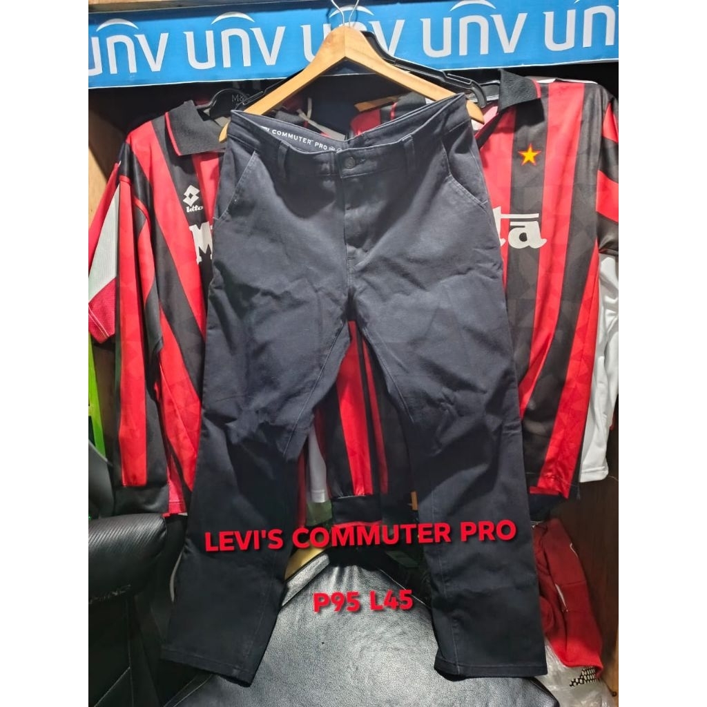 celana levis commuter pro