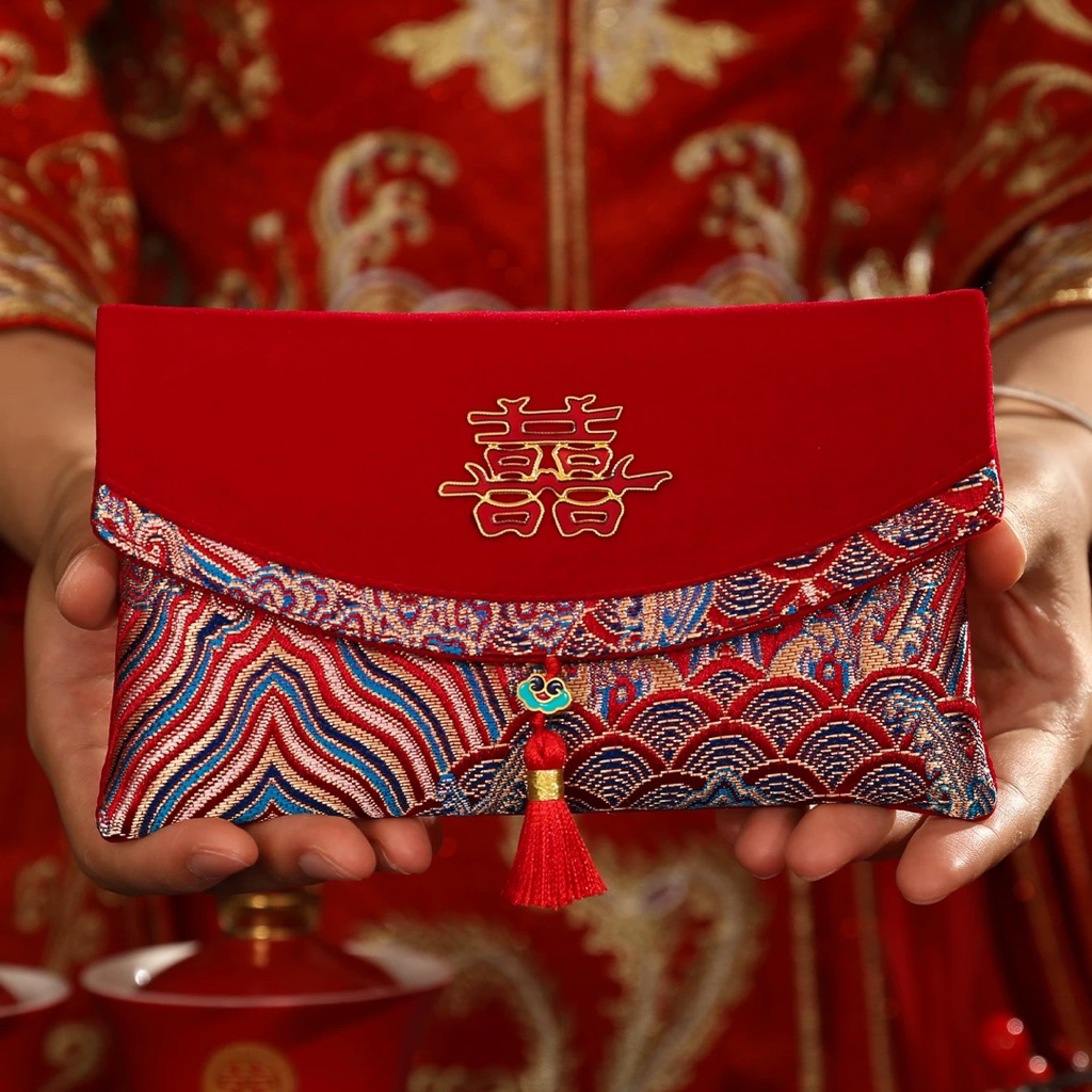 

Dompet Angpao Kain Wedding lmlek Shuangxi Uang Susu Motif Fuk warna Merah Premium Quality
