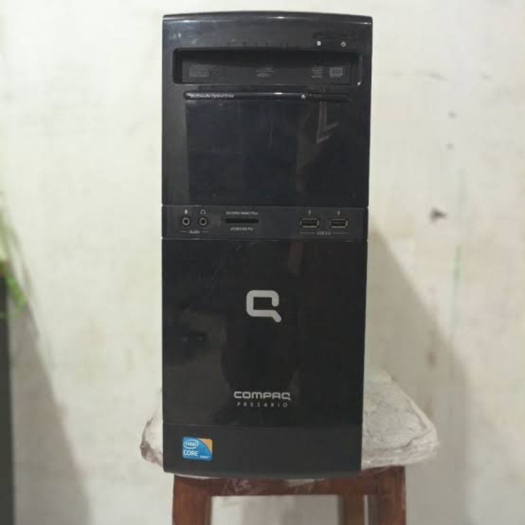 casing pc build up merk compaq + psu + dvd. barang second normal