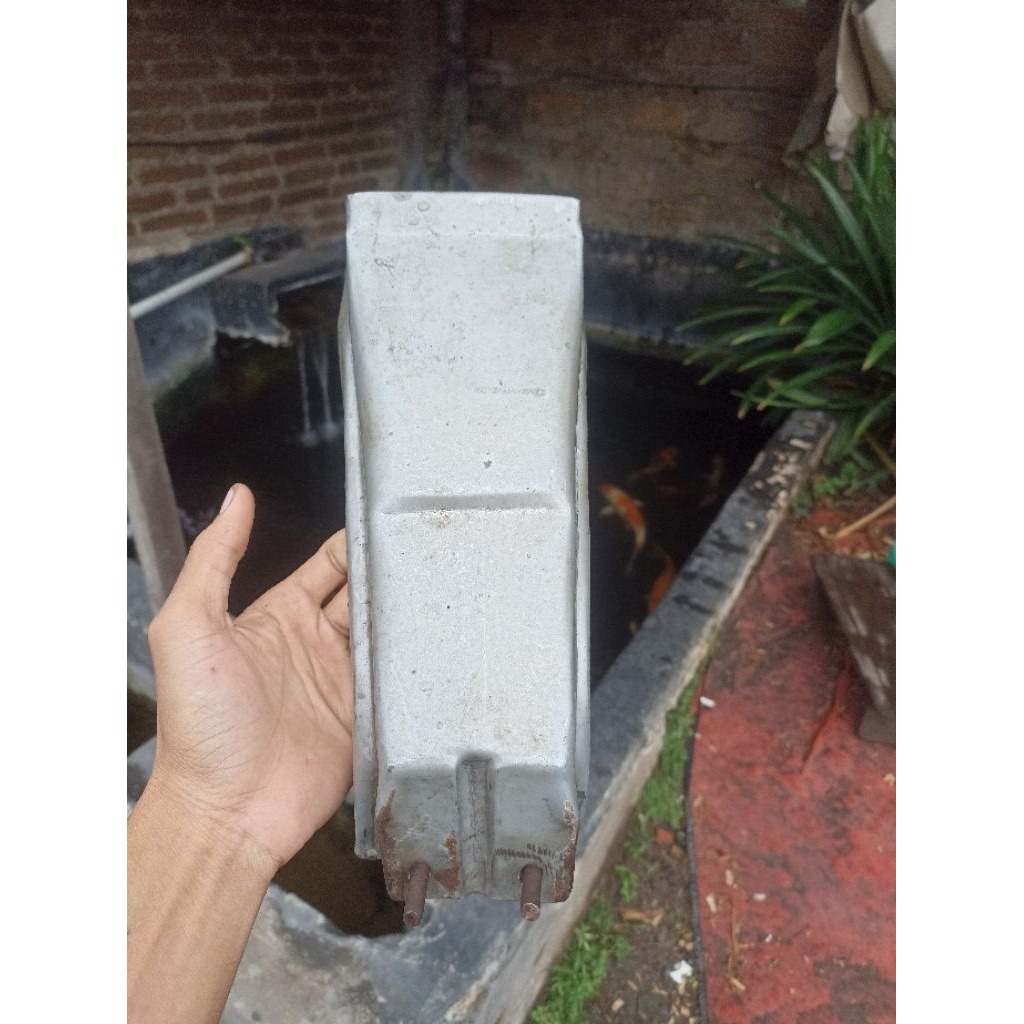 sambungan spakbor tengah gl 100 bahan besi