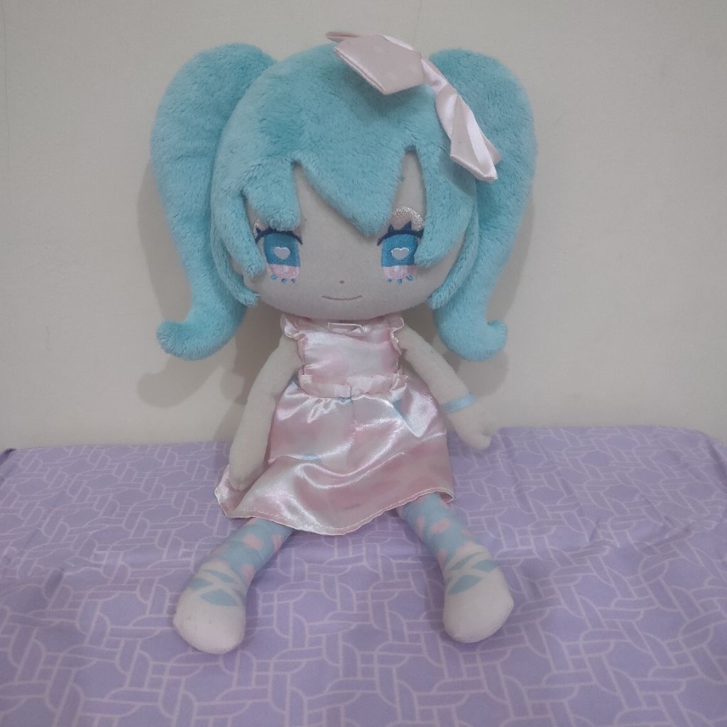 Hatsune Miku Dressy Doll Milk Heart