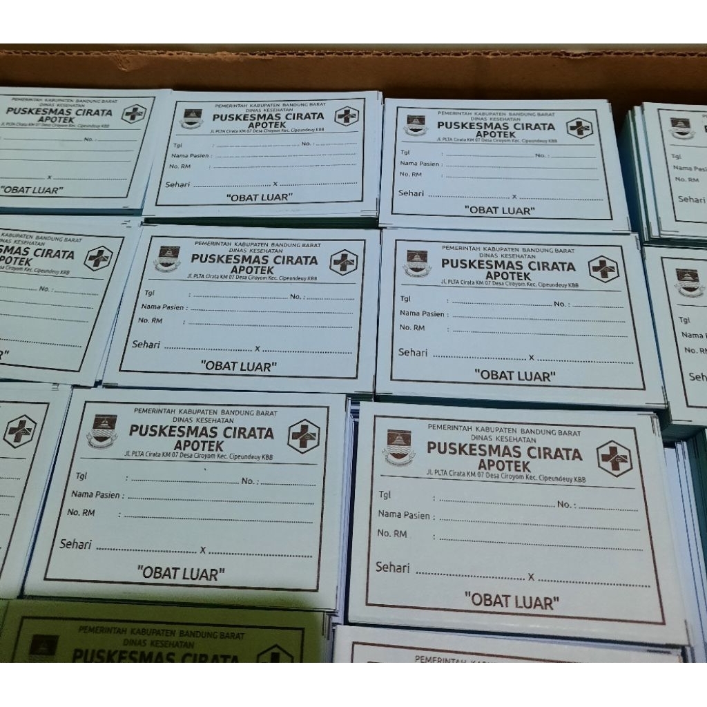 

Etiket / Label Obat Luar Bahan HVS Warna Biru