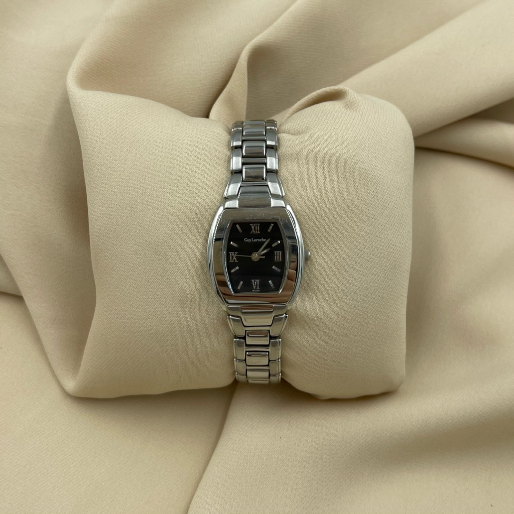 Jam Tangan Guy Laroche Wanita 193.28.6