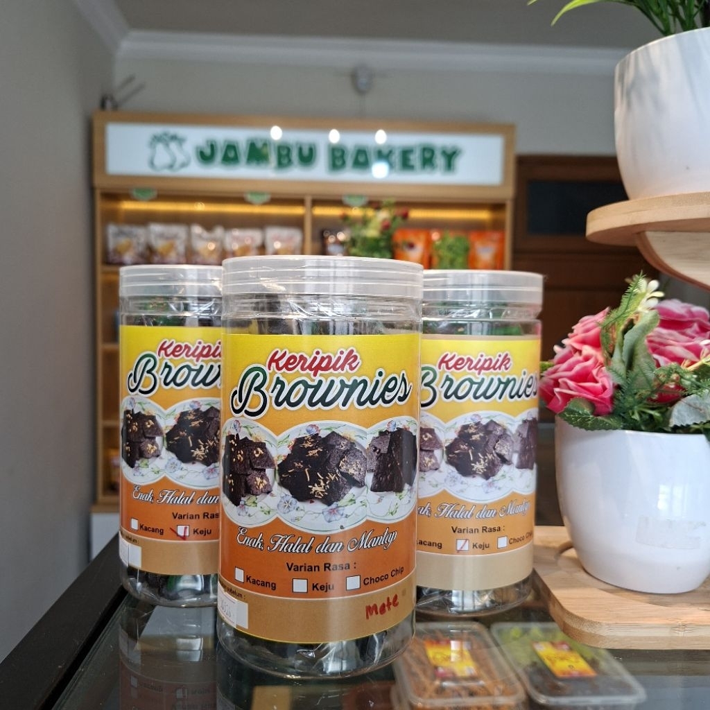 

Keripik Brownies Toples 250 gr & Kaleng 500 gr